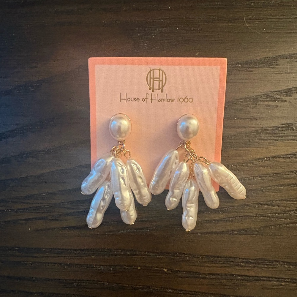 House of Harlow 1960 White Pearl Cluster Earrings